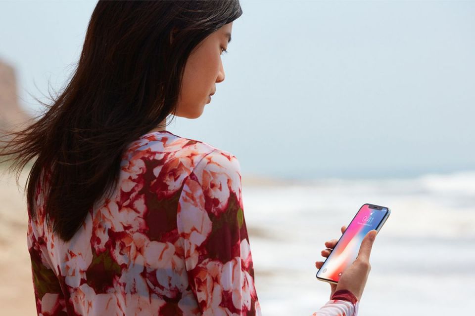 آیا اپل از Face ID در آیفون های بعدی نیز استفاده میکند؟