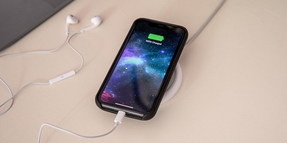 آیفون بعدی از فناوری اشتراک شارژ بی‌سیم و شارژر سریع USB-C PD بهره می‌برد.