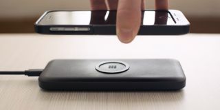 آیفون ۸ بدون شارژر بی سیم، کابل USB-C و مبدل جک ۳٫۵ میلی متری عرضه می شود!