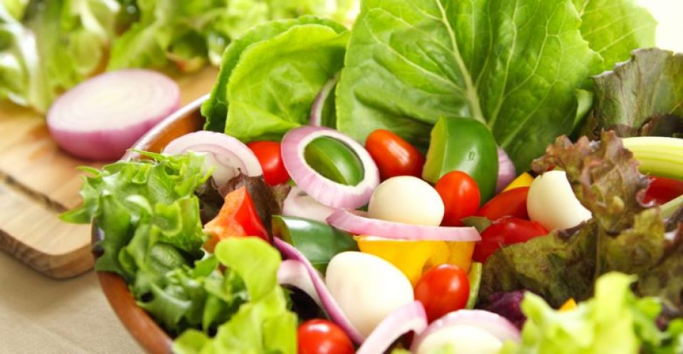 بهترین مواد غذایی برای سم زدایی از بدن در زمان آلودگی هوا