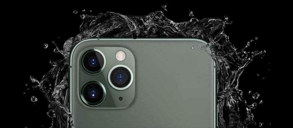 روشن شدن iPhone 11  پس از گذشت شش ماه در اعماق دریا