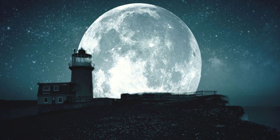 بروز اتفاقی عجیب در اطراف ماه