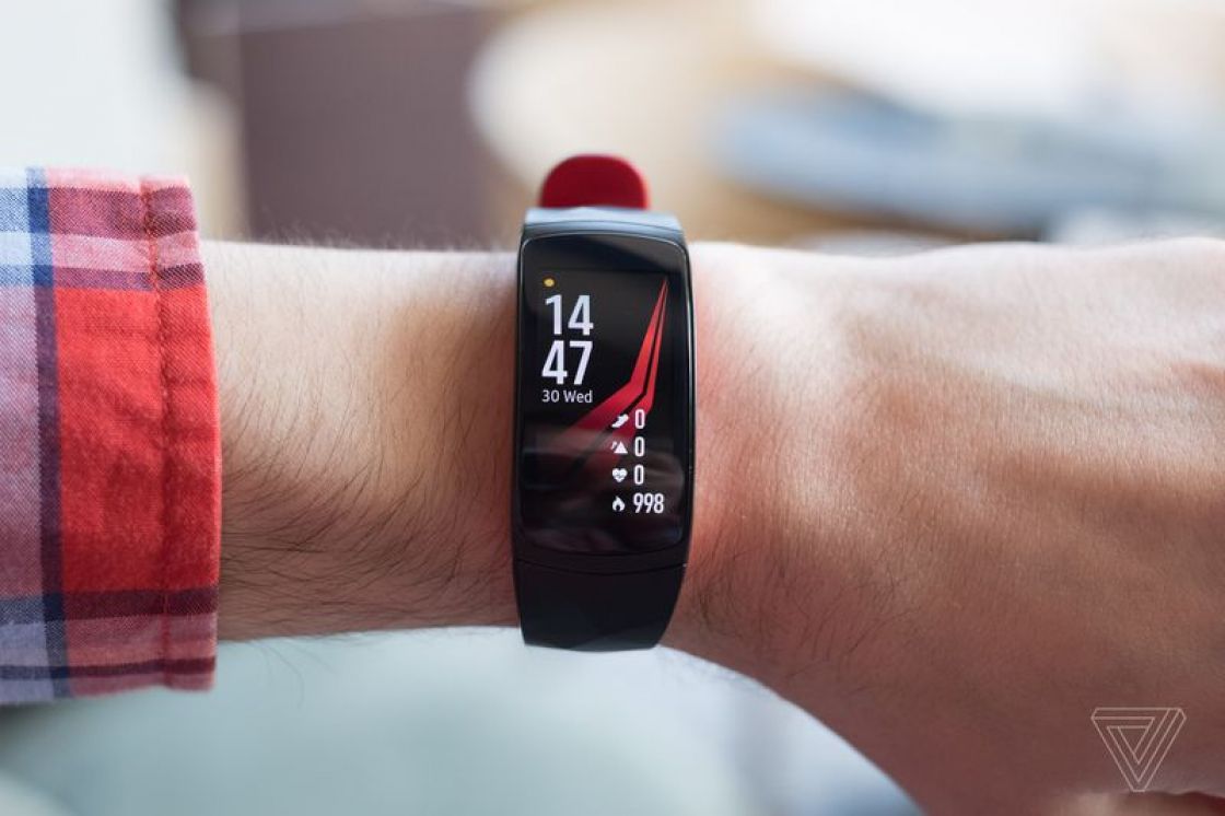 دست بند هوشمند Gear fit 2 pro سامسونگ معرفی شد، بررسی مشخصات