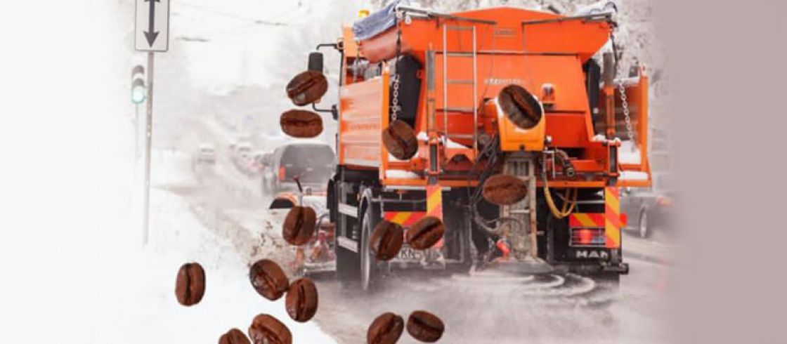 پخش آزمایشی قهوه به جای شن و نمک روی برف و یخ در مونترال