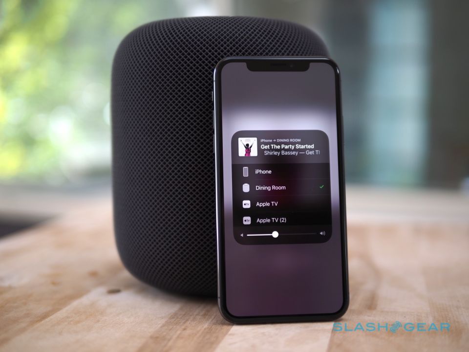 تماشا کنید ویدیو جعبه گشایی HomePod اپل