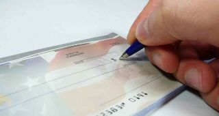 حالا میتوانید خودتان با پیامک وضعیت چک و&zwnj;حساب مشتری را استعلام کنید