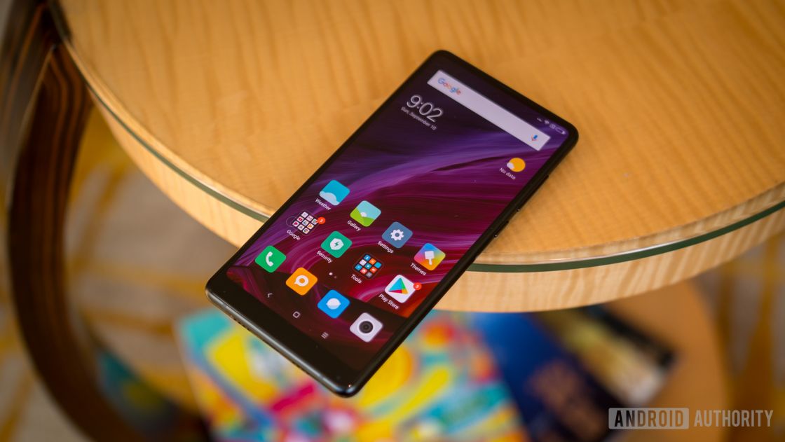 بررسی و مقایسه Mi Mix 2 با نوت ۸ و مقایسه ابعاد آن با دیگر پرچم داران