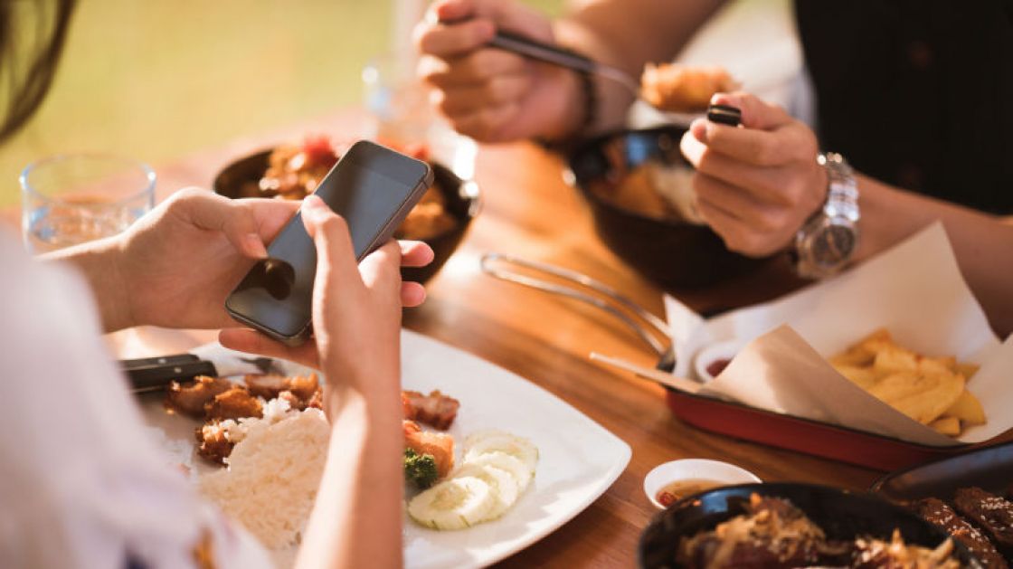 قابلیت گوگل برای ترتیب دادن شام گروهی