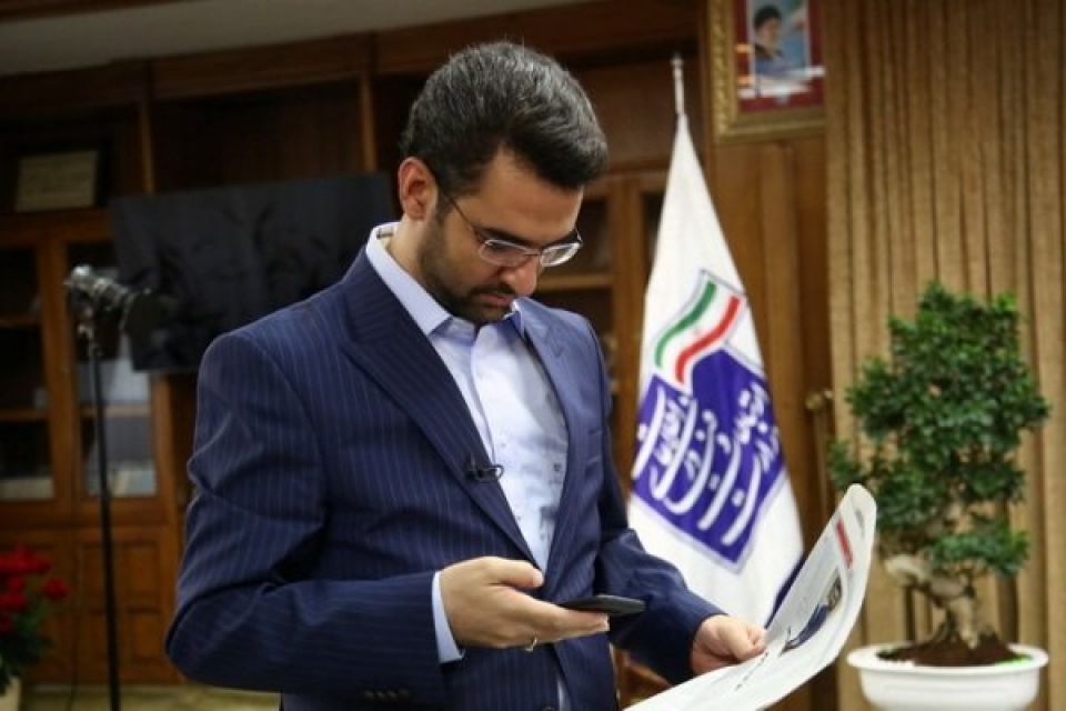 مذاکره وزیر ارتباط برای حل مشکل تحریم های اپل و گوگل !
