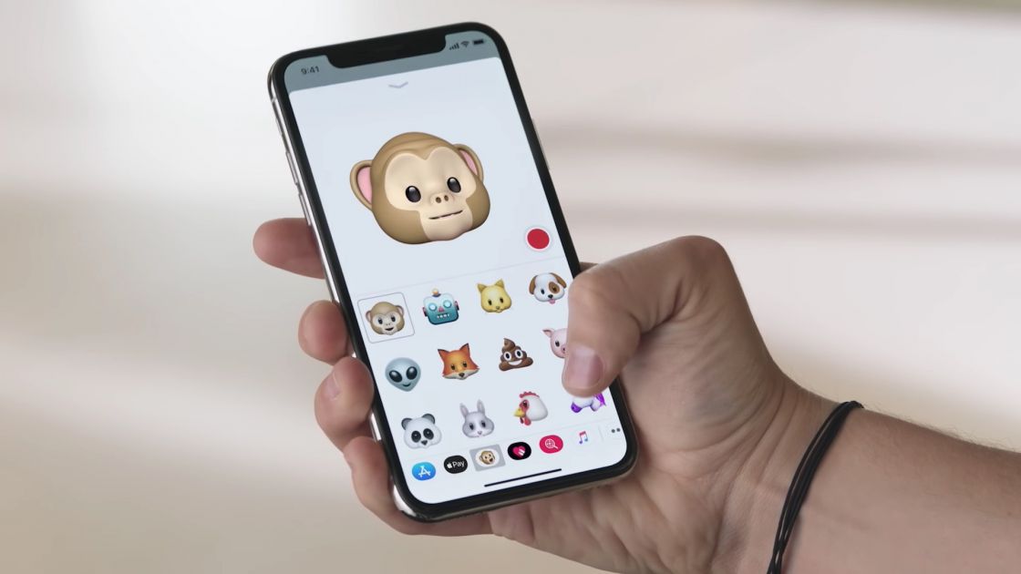 تماشا کنید نحوه عملکرد قابلیت animoji در iPhone X
