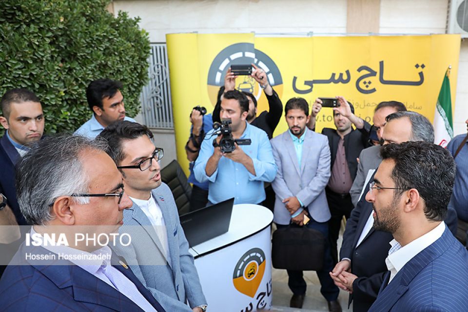صحبت های وزیر ارتباطات در مشهد پیرامون حذف برنامه های ایرانی از اپ استور