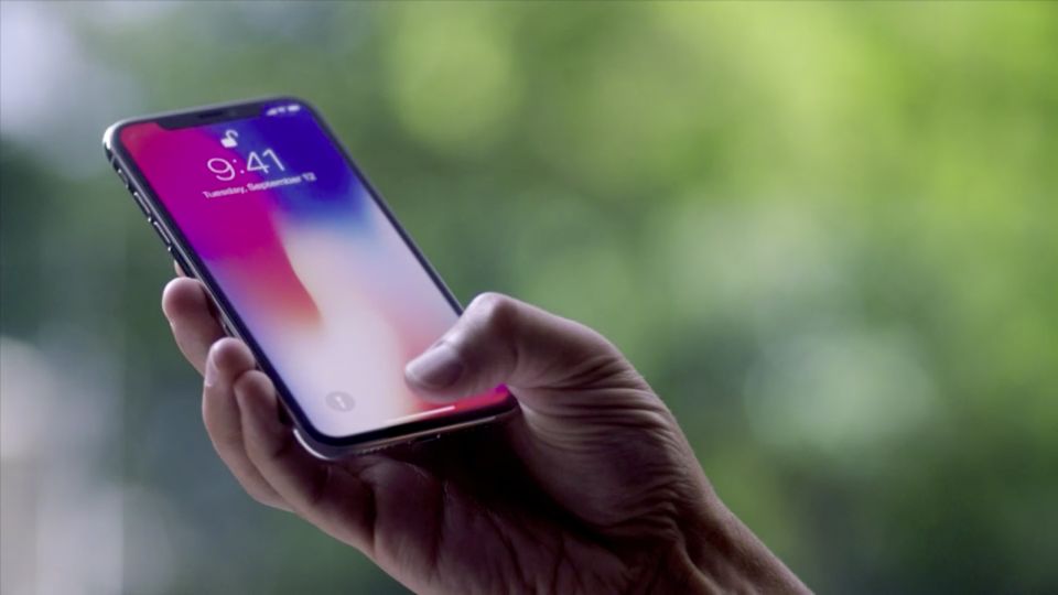 دردسرهای نسخه جدید iOS در آیفون ۱۰