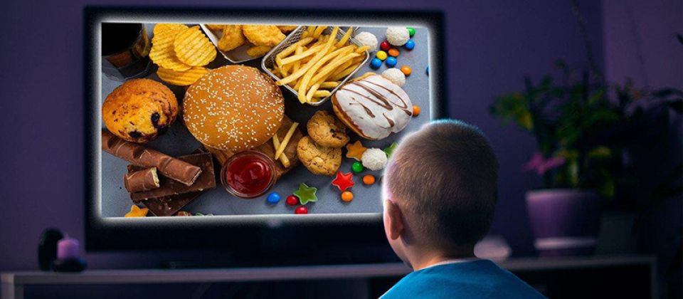مزه کردن طعم غذا با نمایشگر تلویزیونی